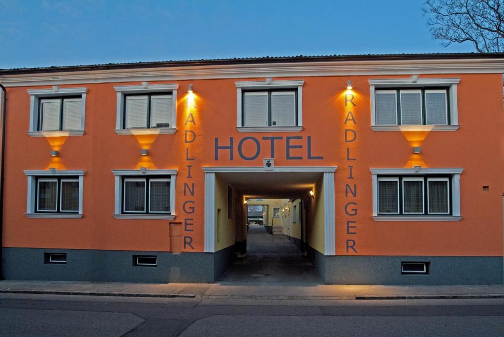 Hotel Radlinger Pellendorf Zewnętrze zdjęcie